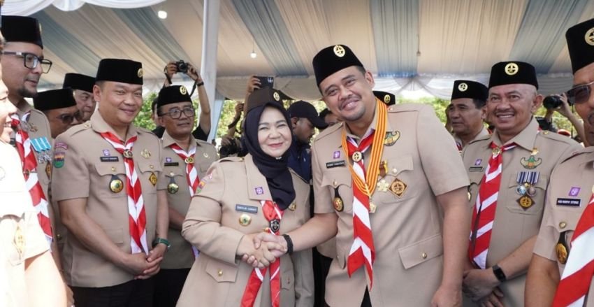 Plt. Bupati Langkat Tiorita Semangati Kontingen Pramuka pada Penutupan Jamdasu XI Sumut
