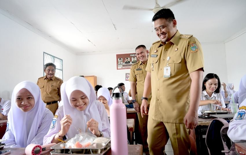 Gubernur Bobby Nasution Buka MPLS 2026 se-Sumut, Tekankan Pentingnya Menghormati Guru dan Orang Tua