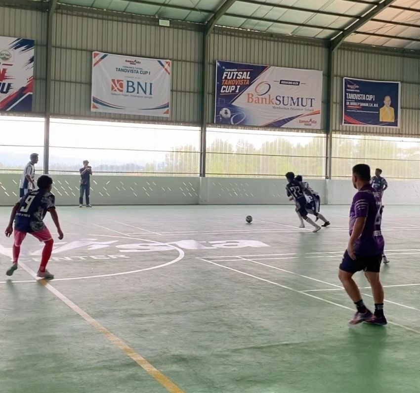 Kombes Pol. (Purn.) Dr. Maruli Siahaan Dukung Turnamen Futsal "Tanovista Cup I", sebagai Wadah Pembinaan Generasi Muda di Tapanuli Utara