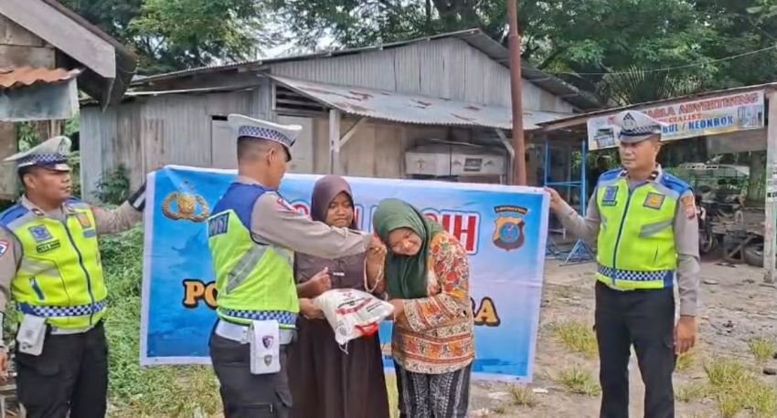 Polres Batu Bara Gelar Minggu Kasih Serentak, Salurkan Sembako kepada Masyarakat yang Membutuhkan