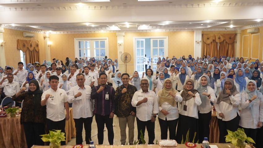 OJK dan BKKBN Perkuat Literasi Keuangan Keluarga di Kampung Keluarga Berkualitas