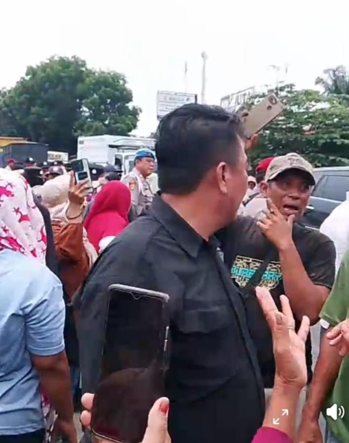 Ribuan Penyintas Korban Banjir Gelar Demontrasi Besar Besaran di Besitang