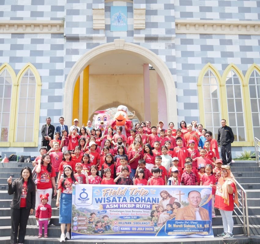 Dukung Pembinaan Generasi Muda Gereja, Maruli Siahaan Kembali Berangkatkan Wisata Rohani Anak Sekolah Minggu  HKBP Ruth Simalingkar B