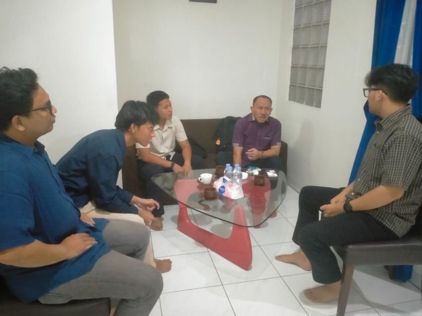 Anggota DPR RI Kombes Pol. (Purn.) Dr. Maruli Siahaan Terima Silaturahmi Generasi Muda Pomparan Somba Debata Siahaan, Beri Motivasi untuk Raih Prestas