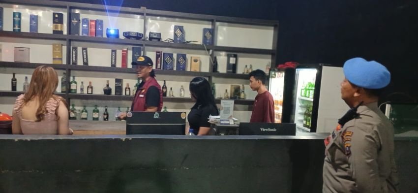 Sat Narkoba Polres Sergai Razia Tempat Hiburan Malam "Captain America"&nbsp;