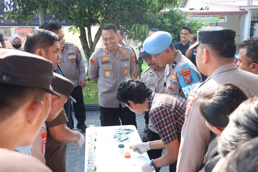 Polres Batu Bara Gelar Gaktibplin dan Tes Urine, 73 Personel Dinyatakan Negatif Narkoba