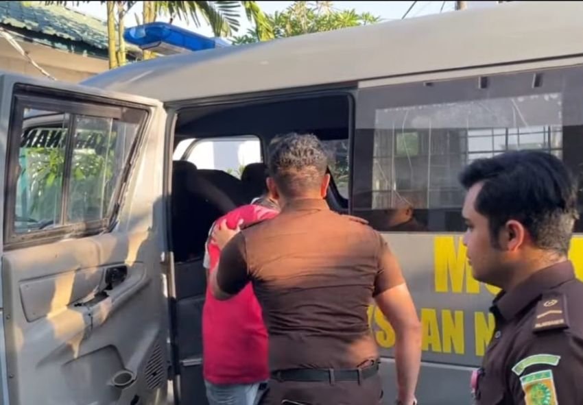 Korupsi Bansos Rp1,9 Miliar di Dinsos Labusel Masuk Tahap Penuntutan, Lima Tersangka Resmi Ditahan Menanti Sidang Tipikor