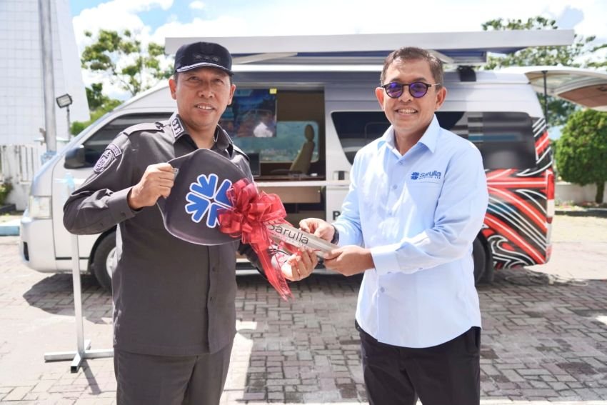 SOL Berikan Satu Unit Mobil Pelayanan Pendapatan Daerah Keliling Ke Pemkab Taput