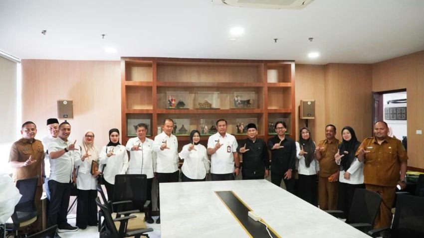 Plt. Bupati Tiorita Surbakti Percepat Penanganan Korban Banjir Langkat