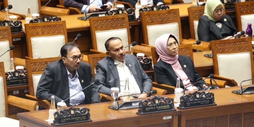 Dr. Maruli Siahaan Hadiri Rapat Paripurna DPR RI Bahas RUU Pertanggungjawaban Pelaksanaan APBN Tahun Anggaran 2025.
