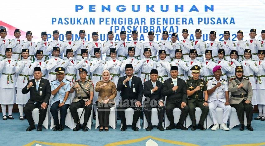 Bobby Nasution Kukuhkan 74 Paskibraka Sumut, Tekankan Peran sebagai Teladan Persatuan