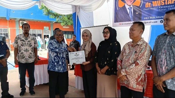 dr Mustafa Kamil Adam Sp.PD Sosialisasi Ideologi Pancasila dan Penguatan Wawasan Kebangsaan di SMA Budi Agung