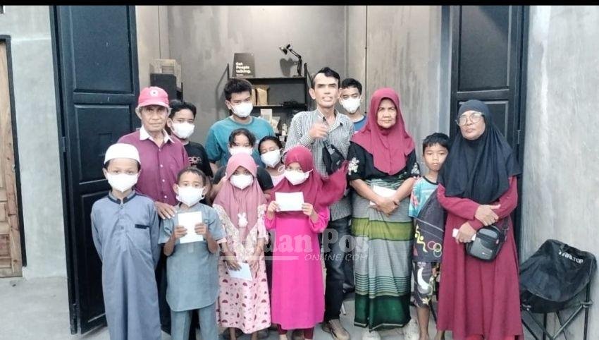 PWI Batu Bara Berbagi, 35 Warga Terima Bantuan Sosial