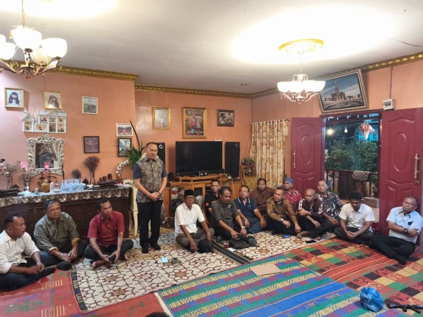 Aktivis Wak Genk Meninggal Dunia, Maruli Siahaan Bersama Tim Rumah Aspirasi, Berikan Penguatan Kepada Keluarga Almarhum