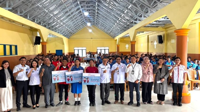 OJK dan Pemkab Karo Perkuat Budaya Menanung Pelajar&nbsp;