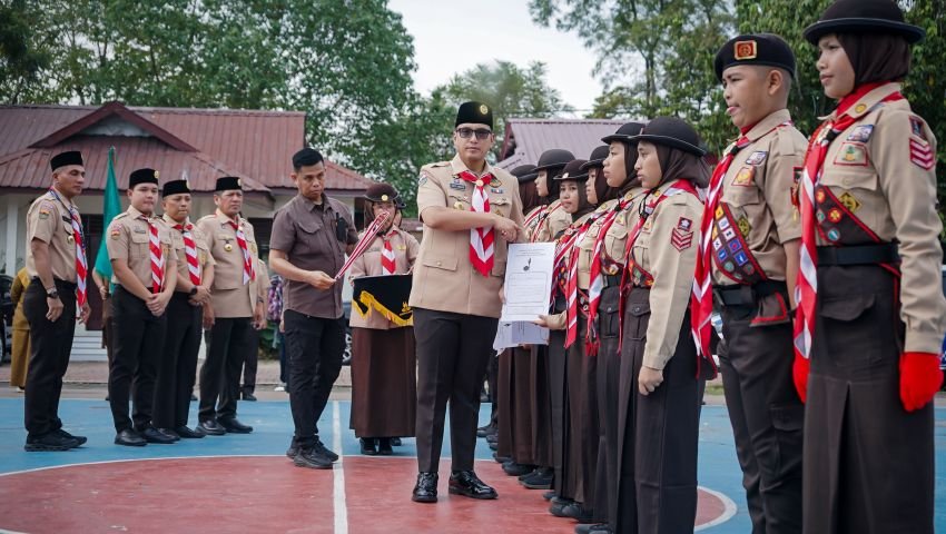 Rico Waas Lepas Kontingen Pramuka Medan ke Jamnas XII: Jaga Nama Baik Kota, Bangun Jejaring, Bawa Pulang Pengalaman