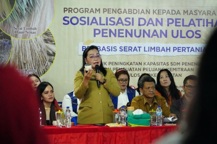Penenun di Taput Ikuti Sosialisasi dan Pelatihan Berbasis Serat Limbah Pertanian