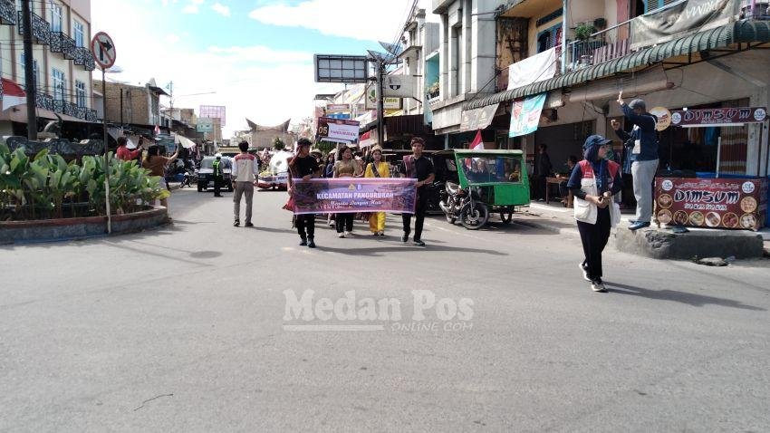 Sembilan Kecamatan Meriahkan Karnaval Festival Tao Toba Jou Jou 2026