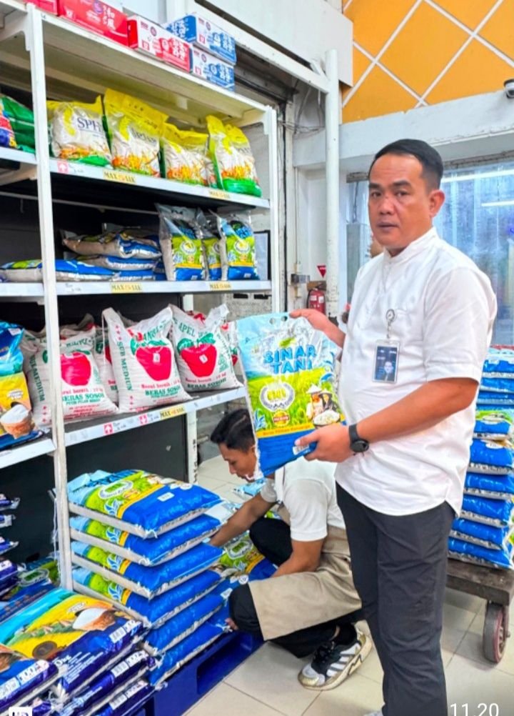 Bulog Sumut Perbanyak Distribusi Beras SPHP dan Pasok Beras Premium ke Ritel Modern