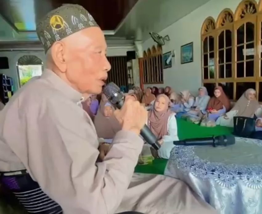 Milad Pertama Alumni Haji 2025 Muzdalifah Kloter 13 Penuh Kehangatan : Perbanyak Sedekah dan Pererat Tali Silaturahmi