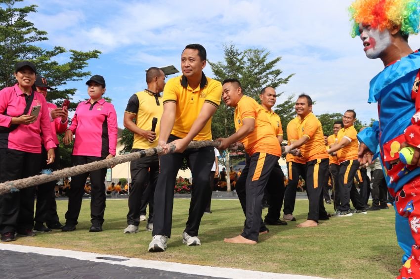 Semarak HUT RI ke-81, Polres Batu Bara Gelar Olahraga Bersama dan Lomba Tradisiona