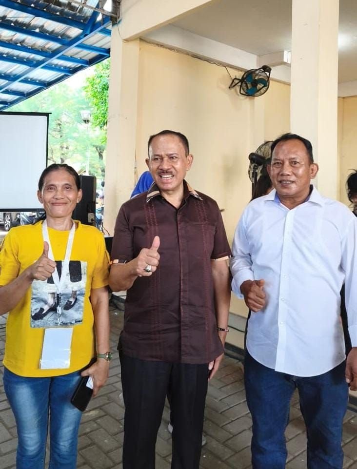 Turun Langsung Jemput Aspirasi Masyarakat, Maruli Siahaan Berikan BPJS Kepada Warga Dapil Sumut I