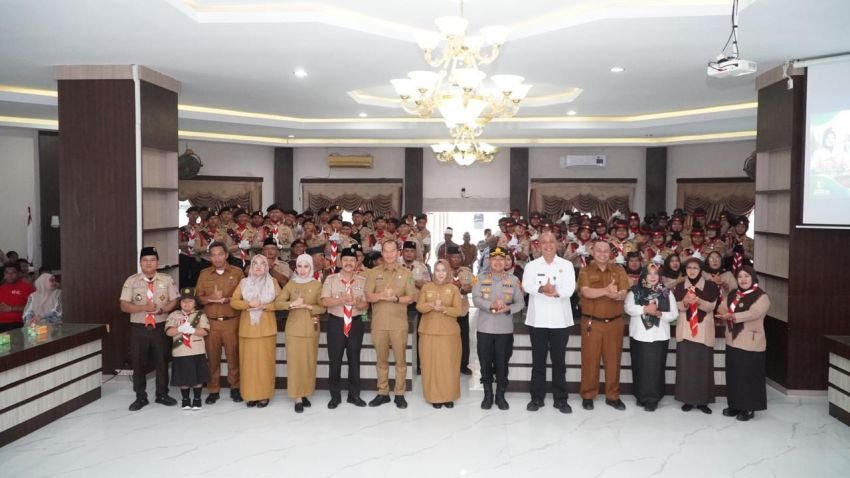 Plt. Bupati Tiorita Lepas 85 Kontingen Langkat ke Jambore Nasional XII