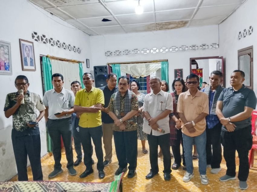 Kepedulian dan solidaritas sesama Punguan, Maruli Siahaan Melayat Ke Rumah Duka Anggota PPSD Sektor 27 Medan