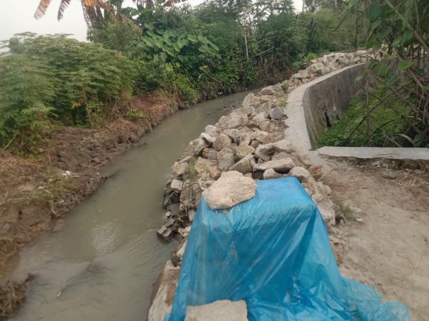 Proyek Irigasi Silaumalaha Disangsikan Ketahanannya, Warga Minta Bupati Turun ke Lapangan