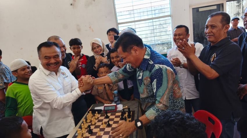 Turnamen Catur SIWO PWI Sumut-STOK Bina Guna Dimulai