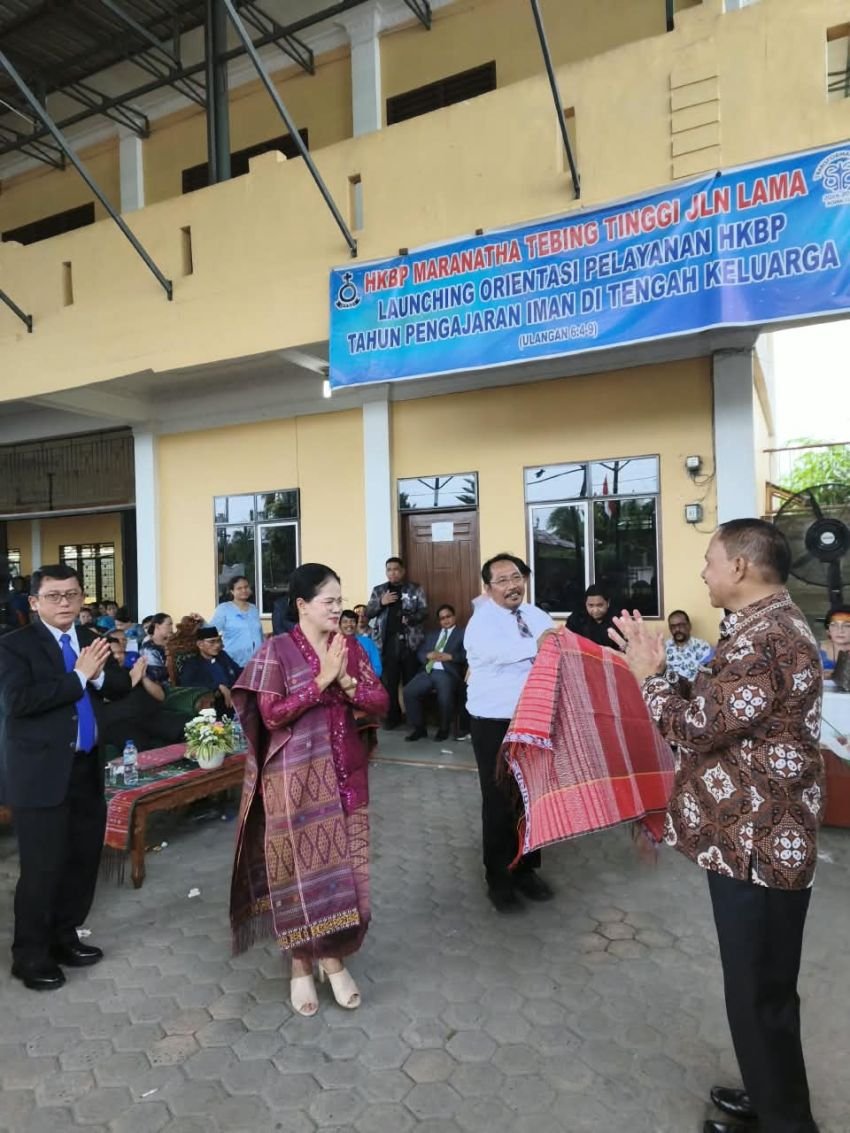 Maruli Siahaan Hadiri Pesta Tandok Persekutuan Perempuan HKBP Distrik XIV Tebing Tinggi-Deli, Bukti Kepedulian Pelayanan Gereja dan Pembinaan Jemaat