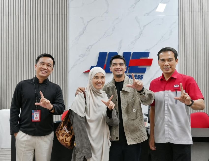 JNE Medan Hadirkan Sharing Time Bersama Ricky Harun di Masjid Ak- Isra' H. Soeprapto Soeparno