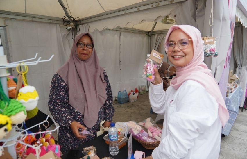 Pertamina Sumbagut Hadirkan 5 Mitra Binaan, Promosikan Produk Lokal di Rekor MURI Memasak dengan Bright Gas