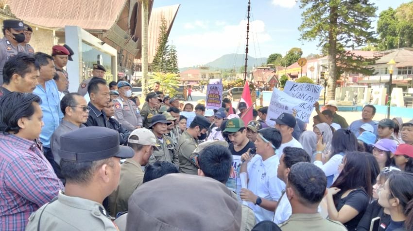 Tanggul Aek Sigeaon Akan Direlokasi, PETAS Turun Kejalan Sampaikan Aspirasi