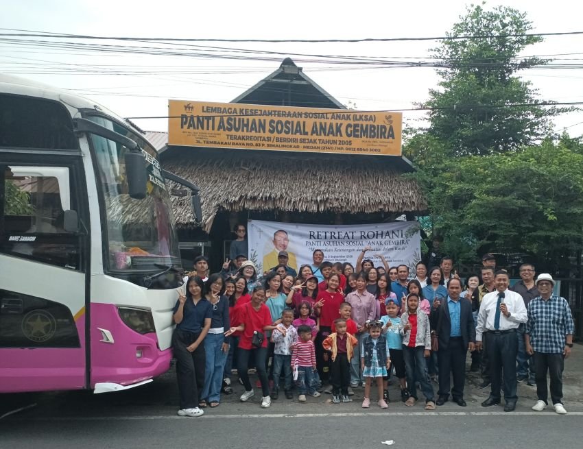 Hadirkan Senyum dan Sukacita, Maruli Siahaan Berangkatkan 46 Anak Panti Asuhan Wisata Rohani ke Hill Park Sibolangit