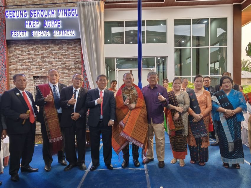 Bangun Silaturahmi Perkuat Kebersamaan, Komitmen Maruli Siahaan Berikan Perhatian Pelayanan Gereja