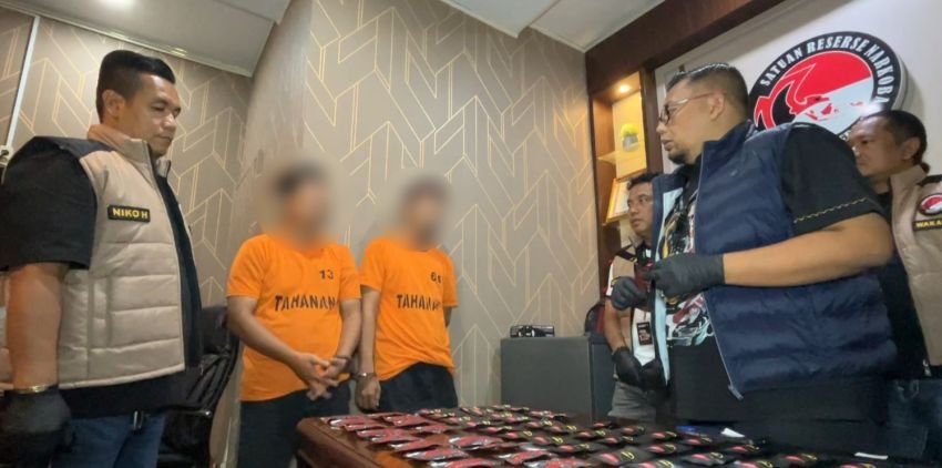 Bekas Operator Judol Kamboja Jadi Kurir : 100 Saset Pod Getar Merk Batman dan Yakuza Disita