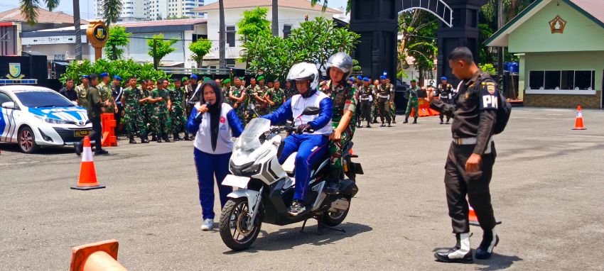 Tak Hanya Siaga untuk Negeri Indako Gaungkan Cari Aman Bersama Prajurit Kodam I/BB