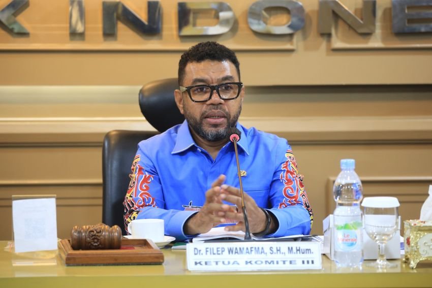 Filep Wamafma: Sampaikan 7 Poin Penting RUU Migas Harus Jamin Hak Daerah Penghasil