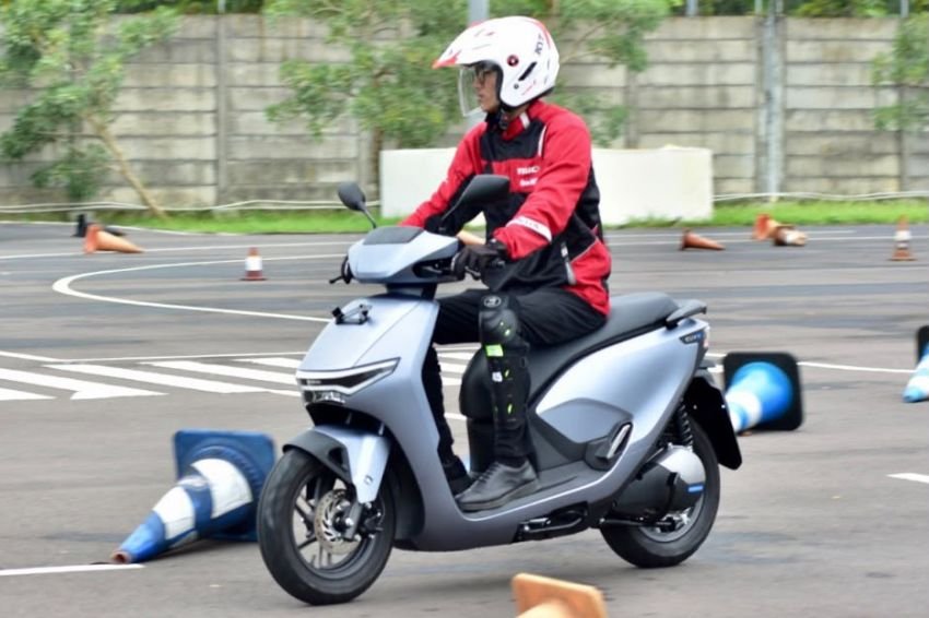 Marak Antrean BBM, Honda Ingatkan Pentingnya Pilih Motor Listrik Berkualitas