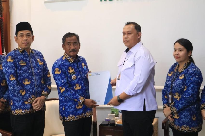 Serah Terima Hibah Aset Pasar Tavip, Pemko Binjai Perkuat Pengelolaan Aset Daerah