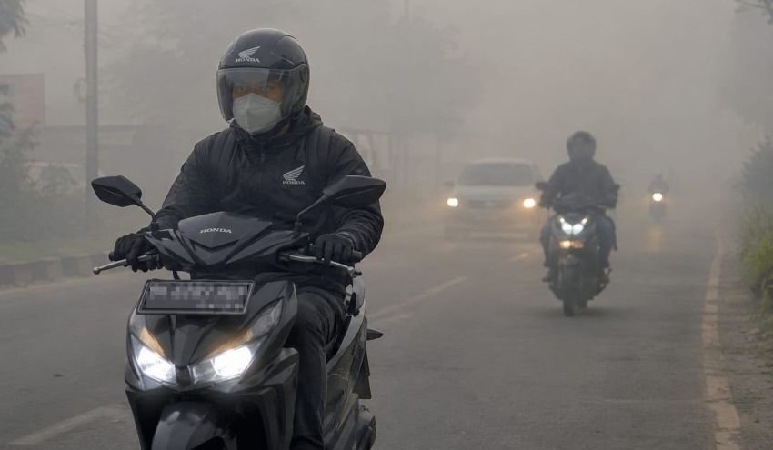 Ini Cara Cari Aman Berkendara  Saat Kabut Asap