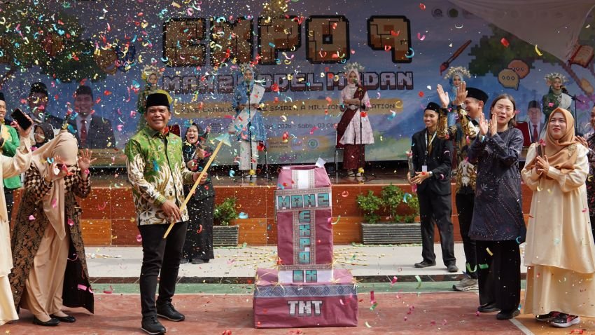 Lewat Expo Season IX, Siswa MAN 2 Model Asah Keterampilan 5 Bahasa