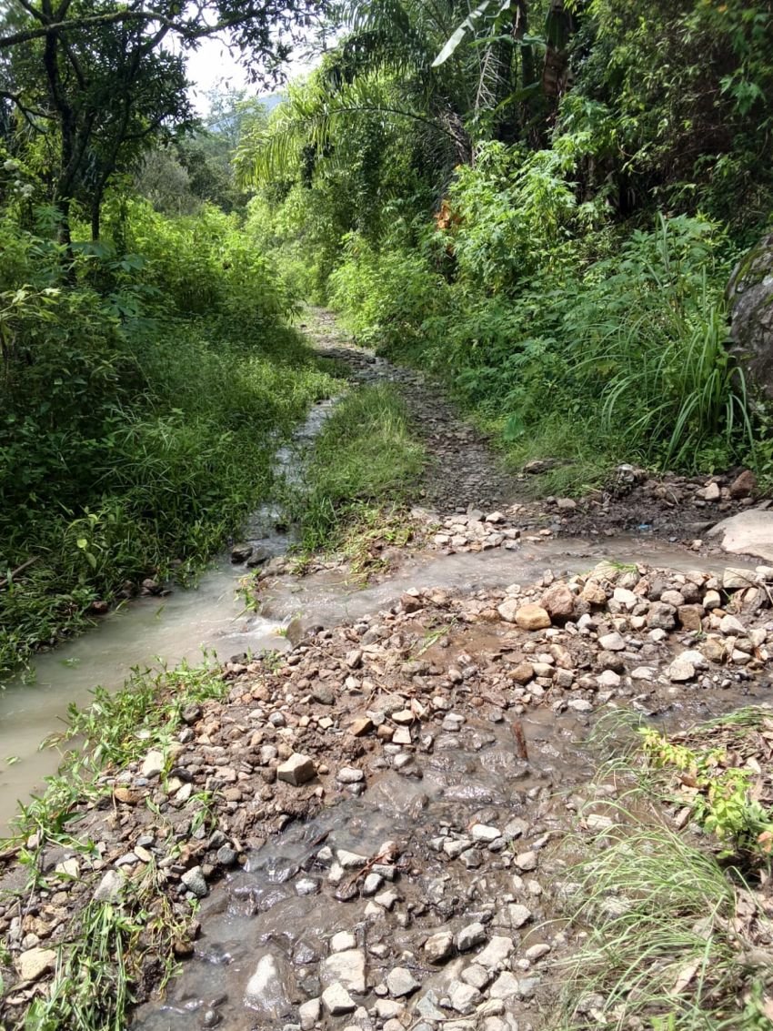 32 Tahun Jalan Simpang Tiga Tanjung Unta Rusak, Warga Minta Segera Diperbaiki