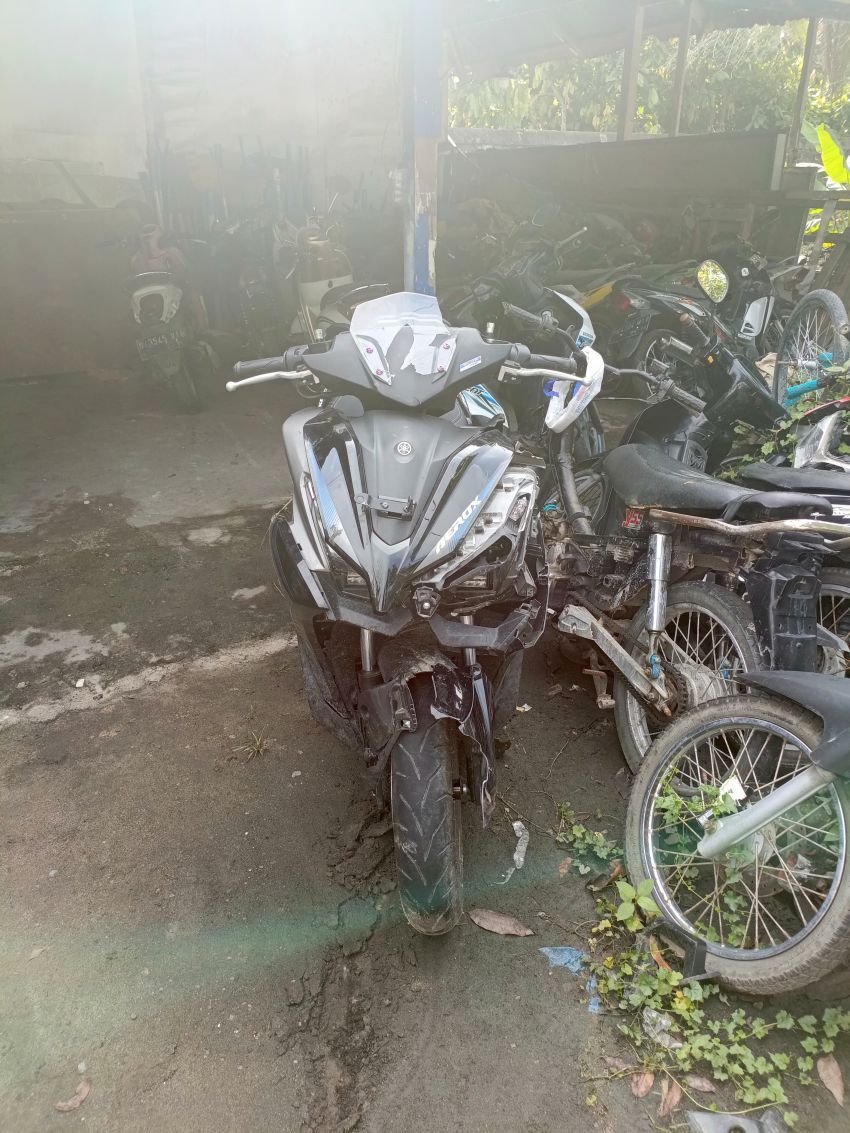 Tabrak Tiang Reklame, Dua Remaja Tewas, Satu Kritis di Batu Bara