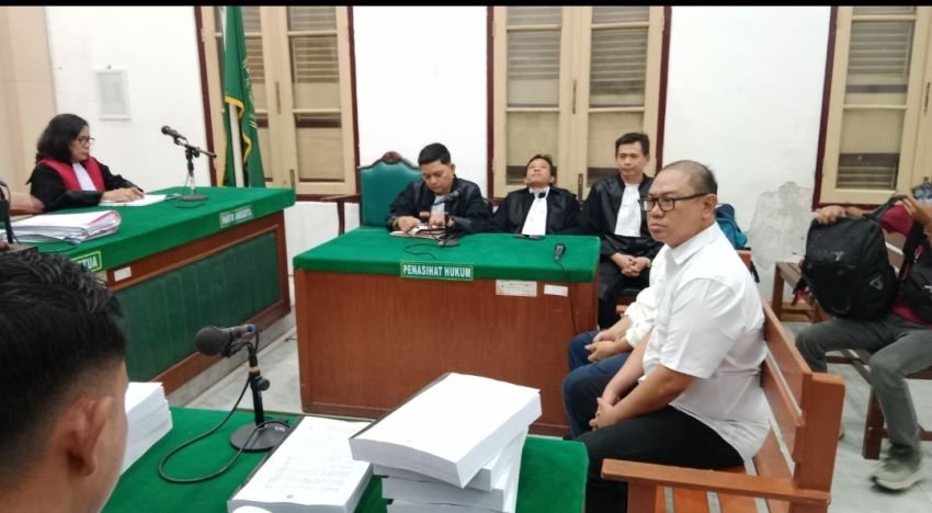 Korupsi Proyek Lampu Jalan Taput Rp4,85 Miliar, Eks Kadis Perkim dan Rekanan Dituntut 8 Tahun Penjara