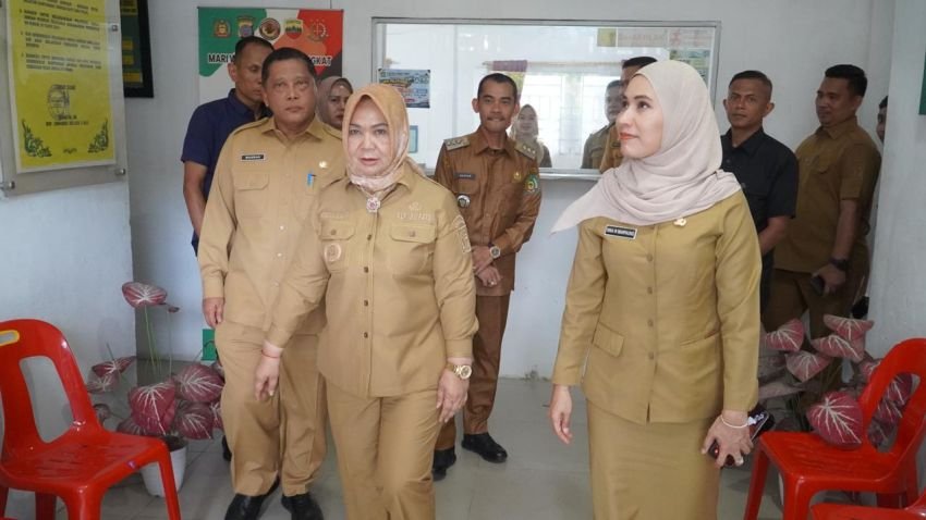 Plt. Bupati Langkat Tiorita Apresiasi Perubahan Kantor Camat Hinai Pascasidak