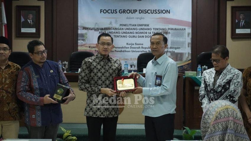 Dua Dekade UU Guru dan Dosen, DPD RI Jaring Suara Pendidik Yogyakarta