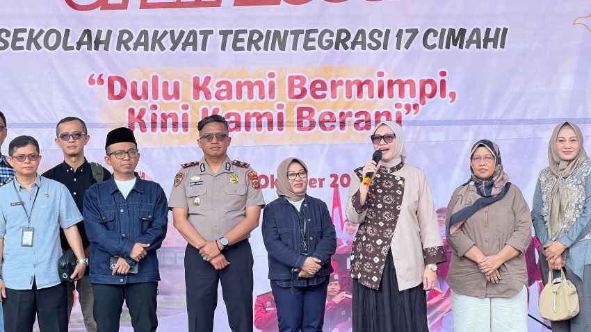 Apresiasi Semangat Siswa Sekolah Rakyat, Senator Agita: Jangan Batasi Mimpi Anak-Anak