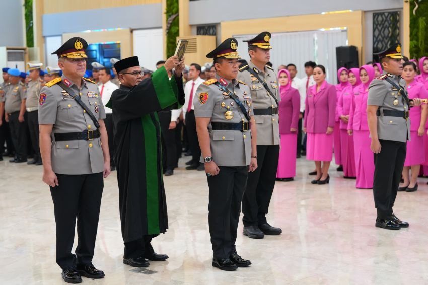 Jabatan Wakapoldasu dan Kapolresta Deli Serdang Diserahterimakan, Kapolda Sumut: Hadirkan Inovasi Dalam Tugas Kepolisian